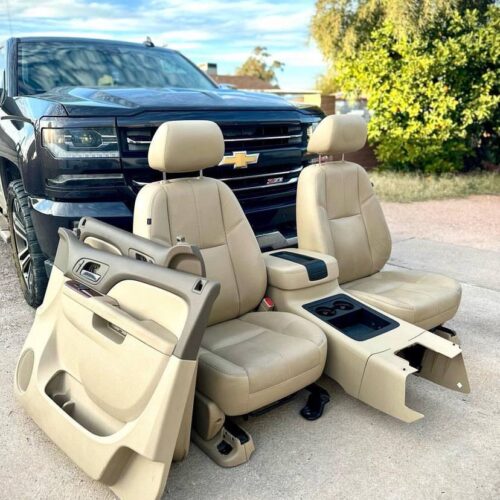 2007-2013 Silverado/Sierra/Tahoe Beautiful Tan Leather interior- No rips or tears perfect condition/ Seats, Console, Door Panels